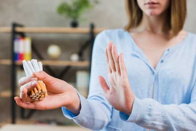 Is hydroxyzine pamoate a narcotic